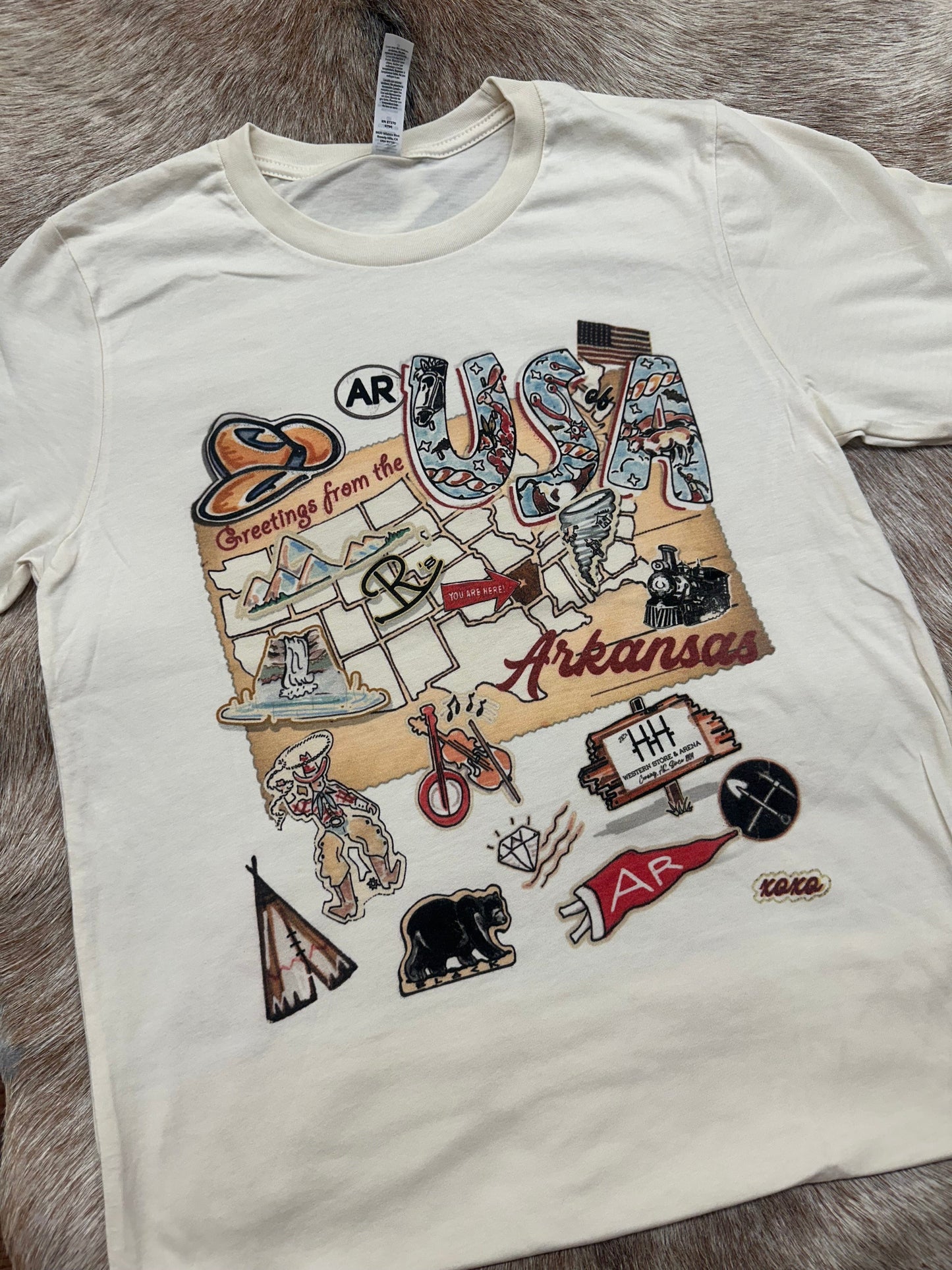 XOXO ART & CO LADIES CLOTHING HOBBY HORSE/ARKANSAS OWTP NATURAL TEE SHIRT