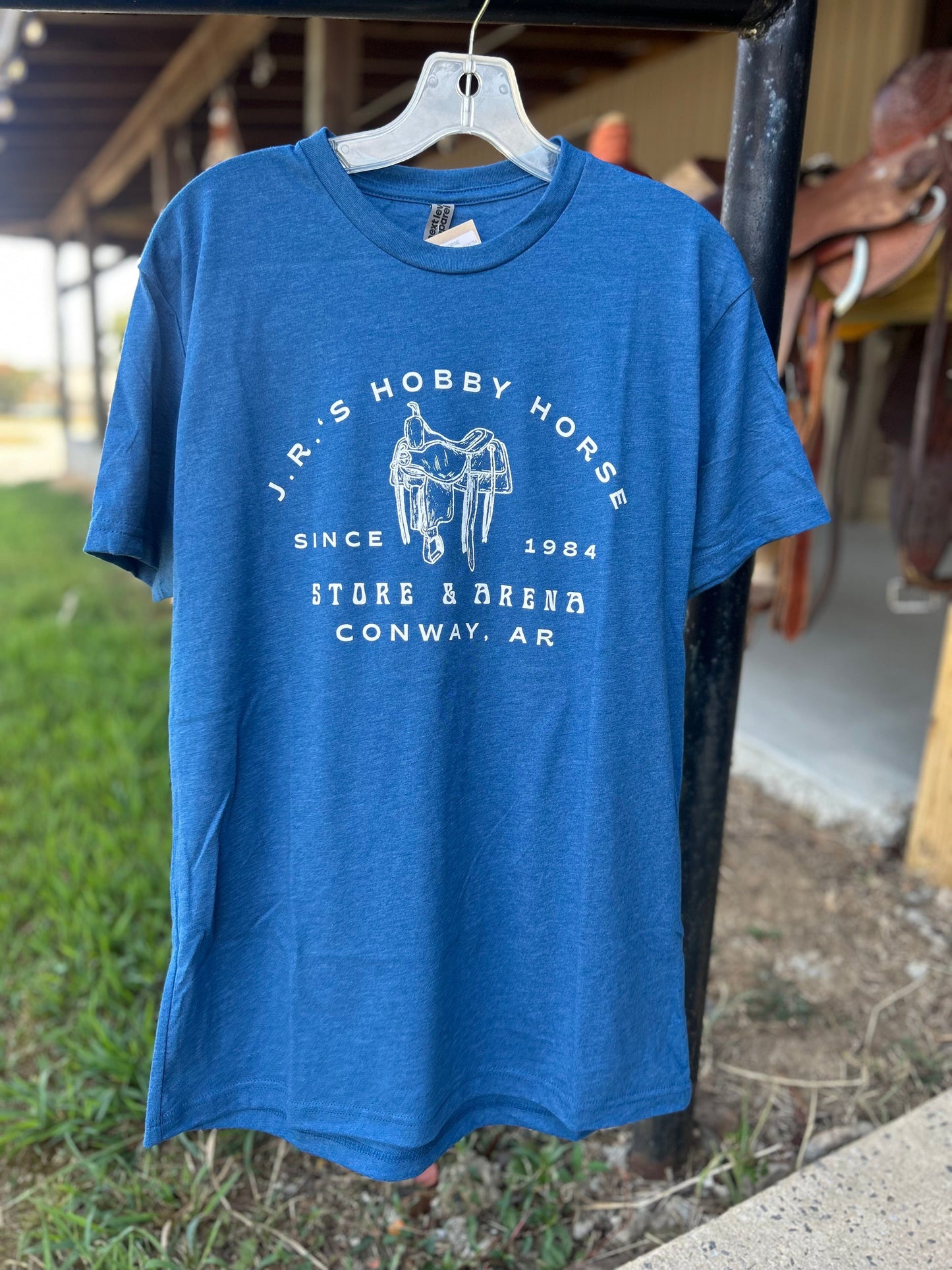JR'S HOBBY HORSE GENERAL CLOTHING COLUMBIA BLUE SADDLE LOGO TEE